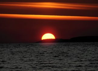 Give without Expectation and Do Good Even When No One is Watching gratitude and generosity